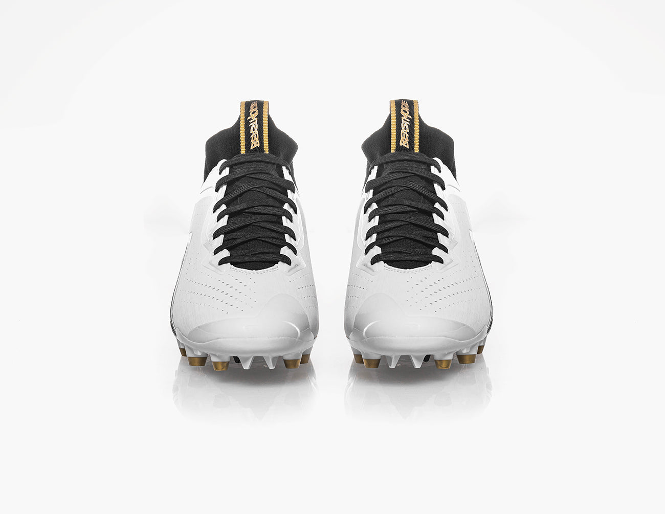 lunarbeast elite football cleat